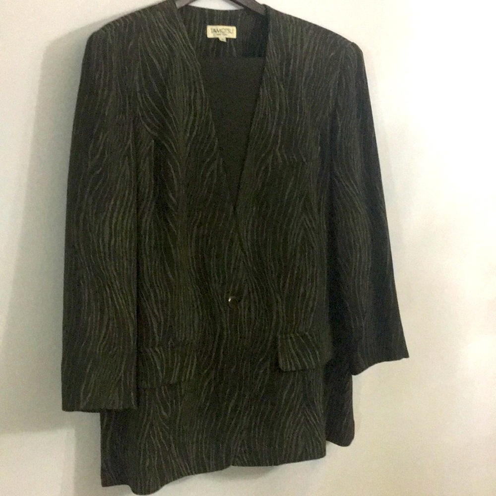 Two piece pant suit